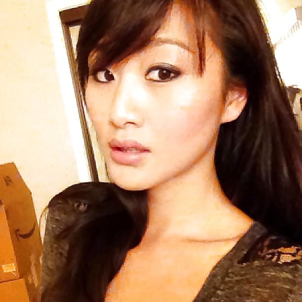 Hot Asian Amateurs Evelyn Lin
